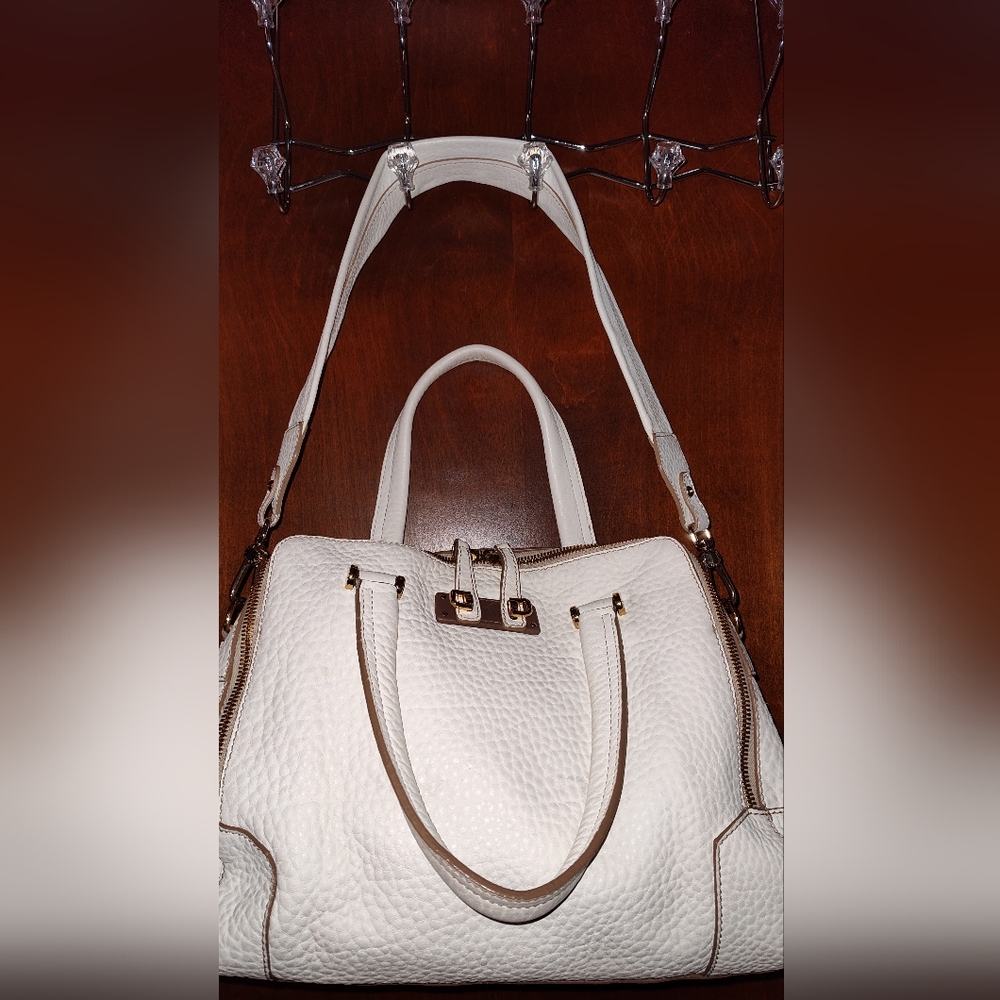 Furla Shoulder/Crossbody Bag/ Inside call out/Creme color